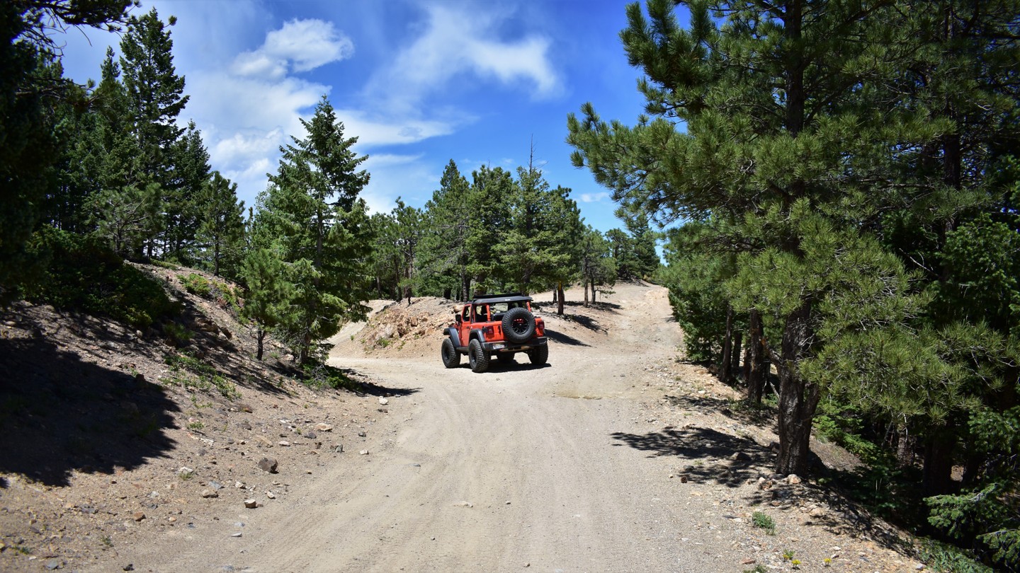 Switzerland Trail - Waypoint 2: Rock Corner - Veer Left