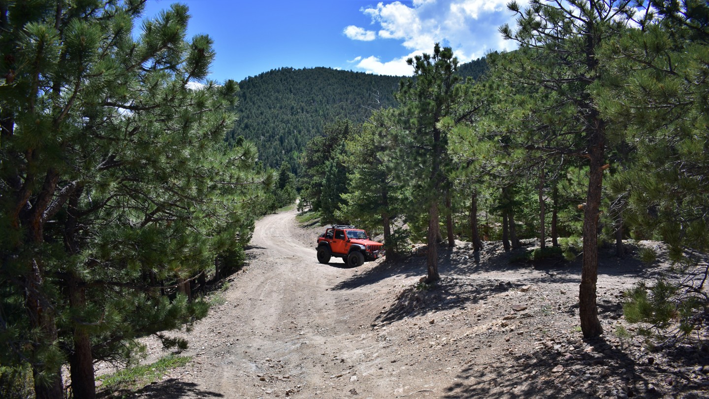 Switzerland Trail - Waypoint 2: Rock Corner - Veer Left