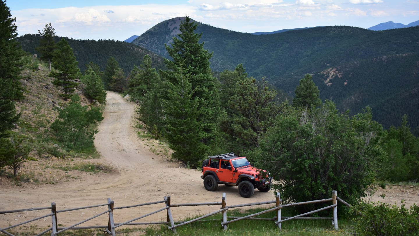 Switzerland Trail - Waypoint 7: USFS 327 - Keep Left