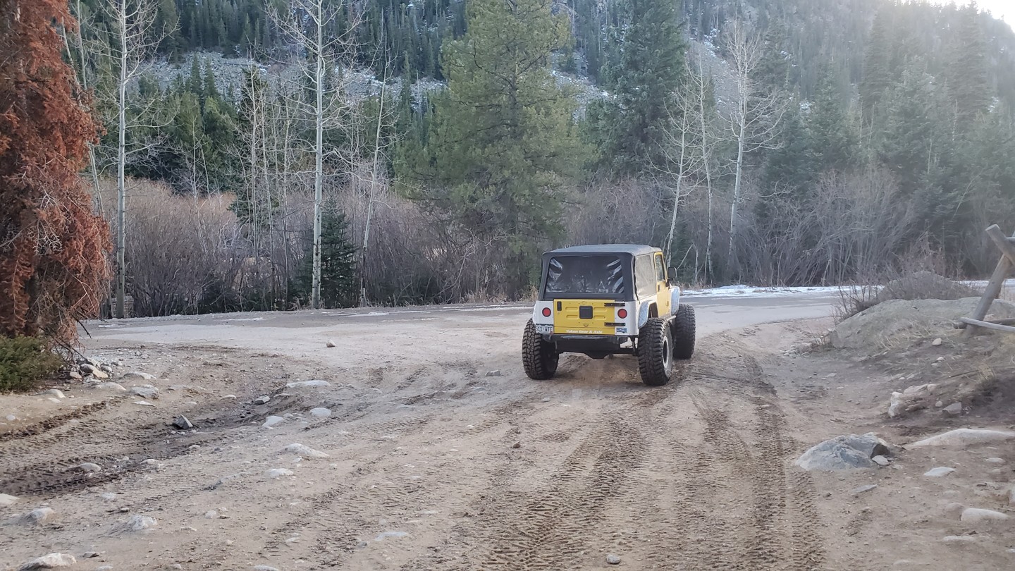 Bunce School Road - Waypoint 14: Southern Trailhead