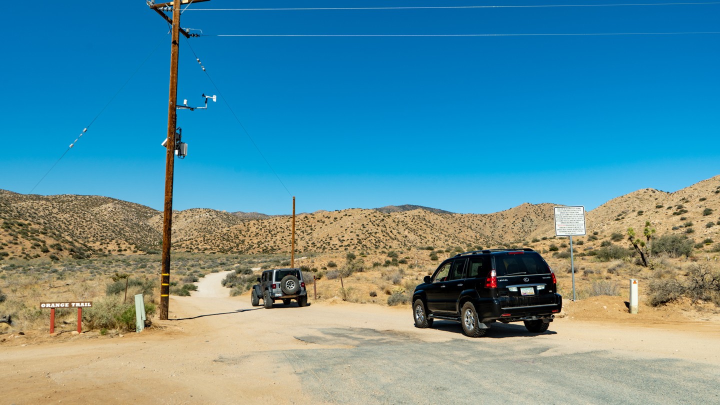 2N02 - Burns Canyon - Waypoint 1: Eastern Trailhead