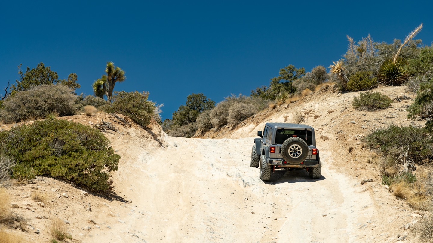 2N02 - Burns Canyon - Waypoint 10: Harder Area East Side - Continue Straight