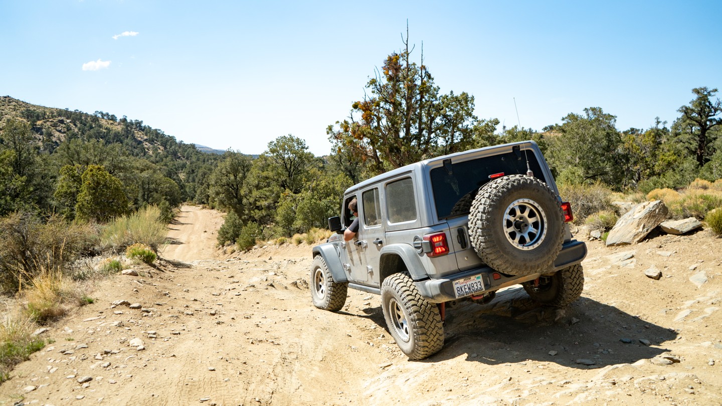 2N02 - Burns Canyon - Waypoint 25: Obstacle Rocky Hill Climb West Half of Trail - Continue Straight