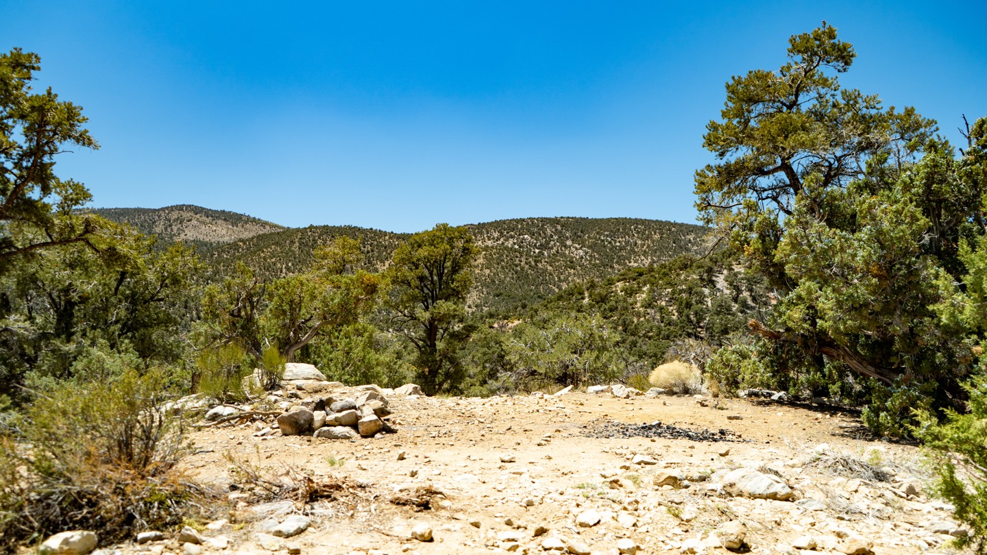 2N02 - Burns Canyon - Waypoint 14: Camping Spot for 1 to 2 Vehicles, Rooftop Tent Ideal - Stay Straight