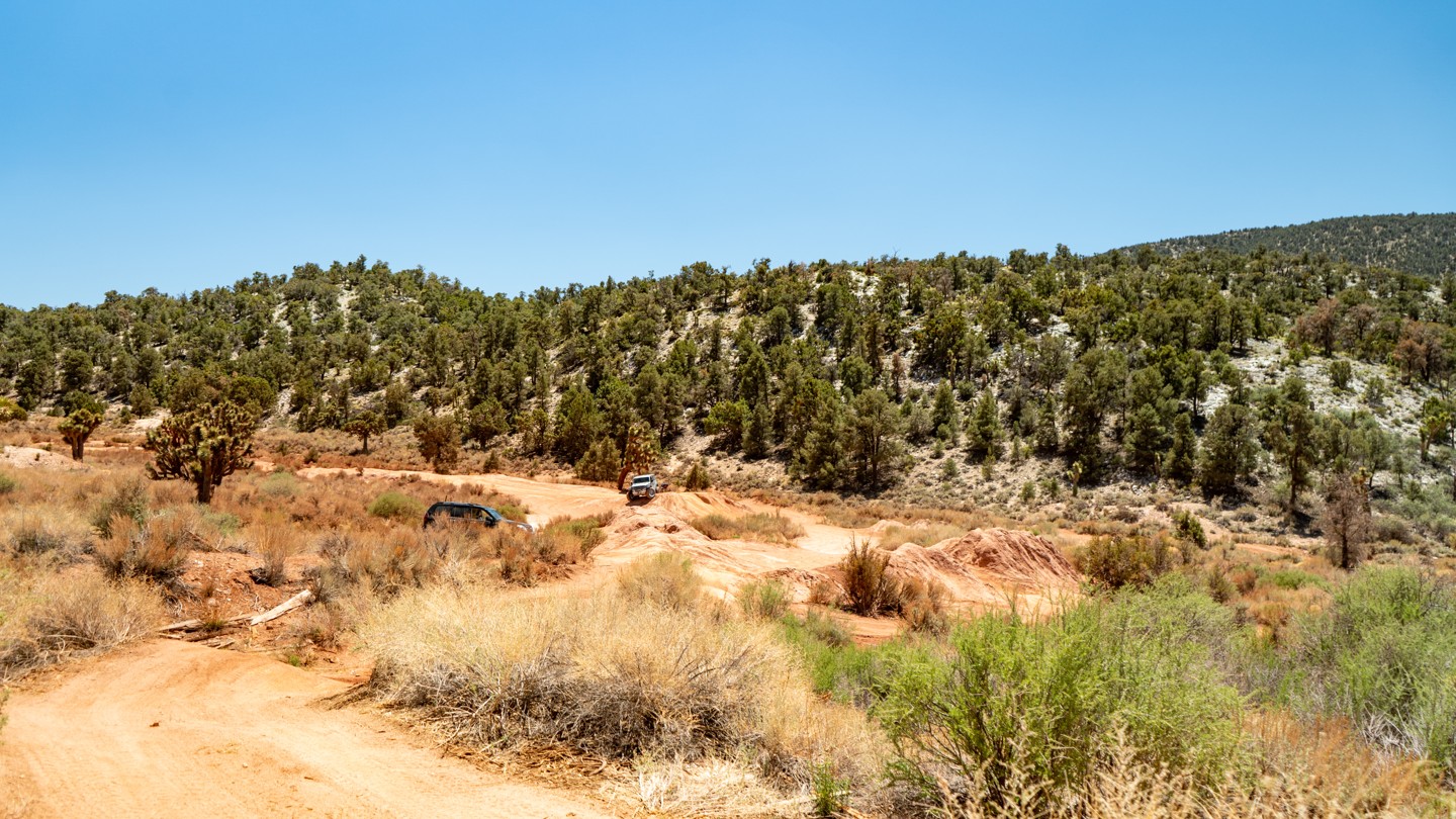 2N02 - Burns Canyon - Waypoint 18: Lone Valley Mining Area and Rose Mine - Stay Straight