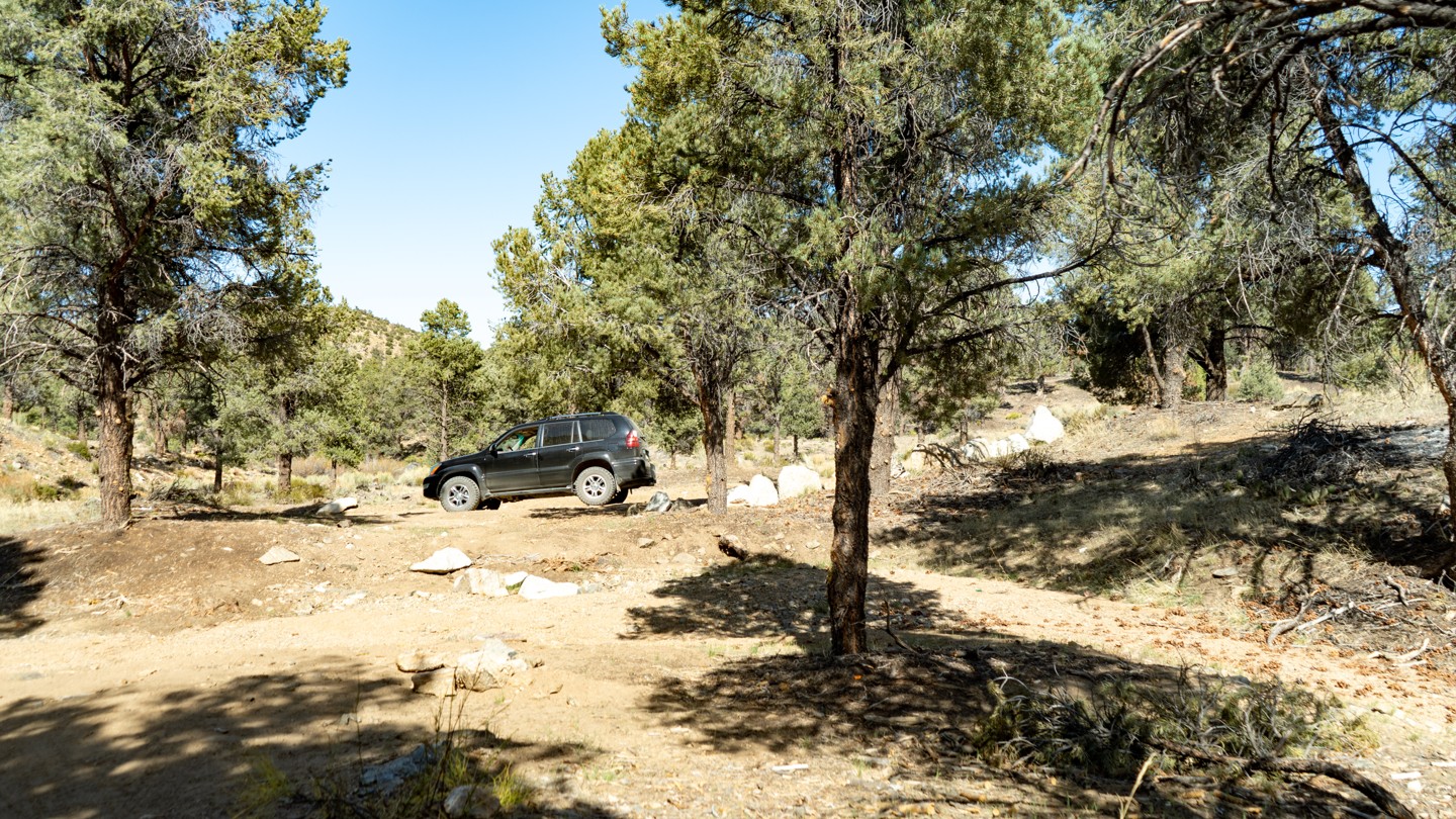 2N02 - Burns Canyon - Waypoint 29: Camping Spot - Continue Straight