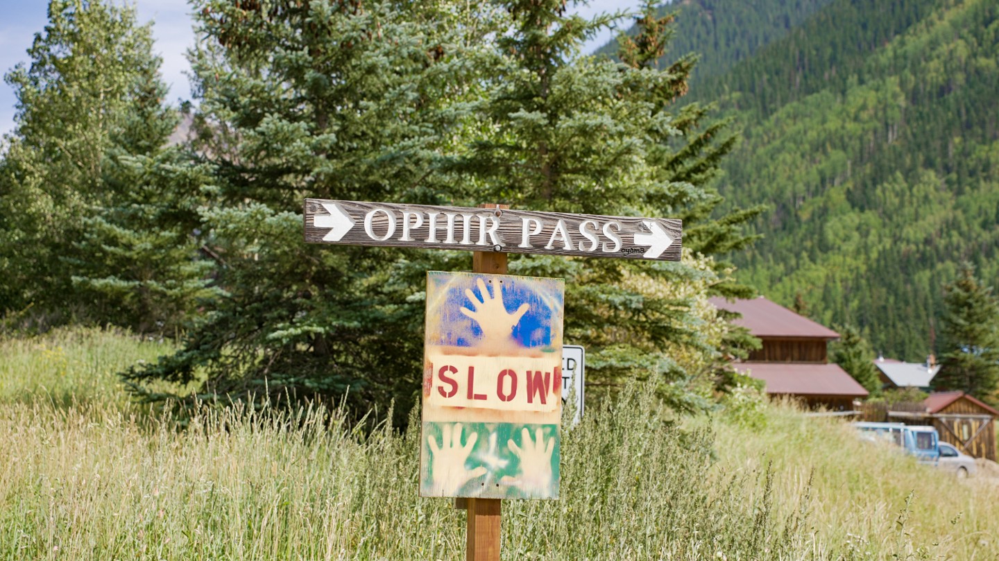 Ophir Pass - Waypoint 3: Town of Ophir - Stay Right