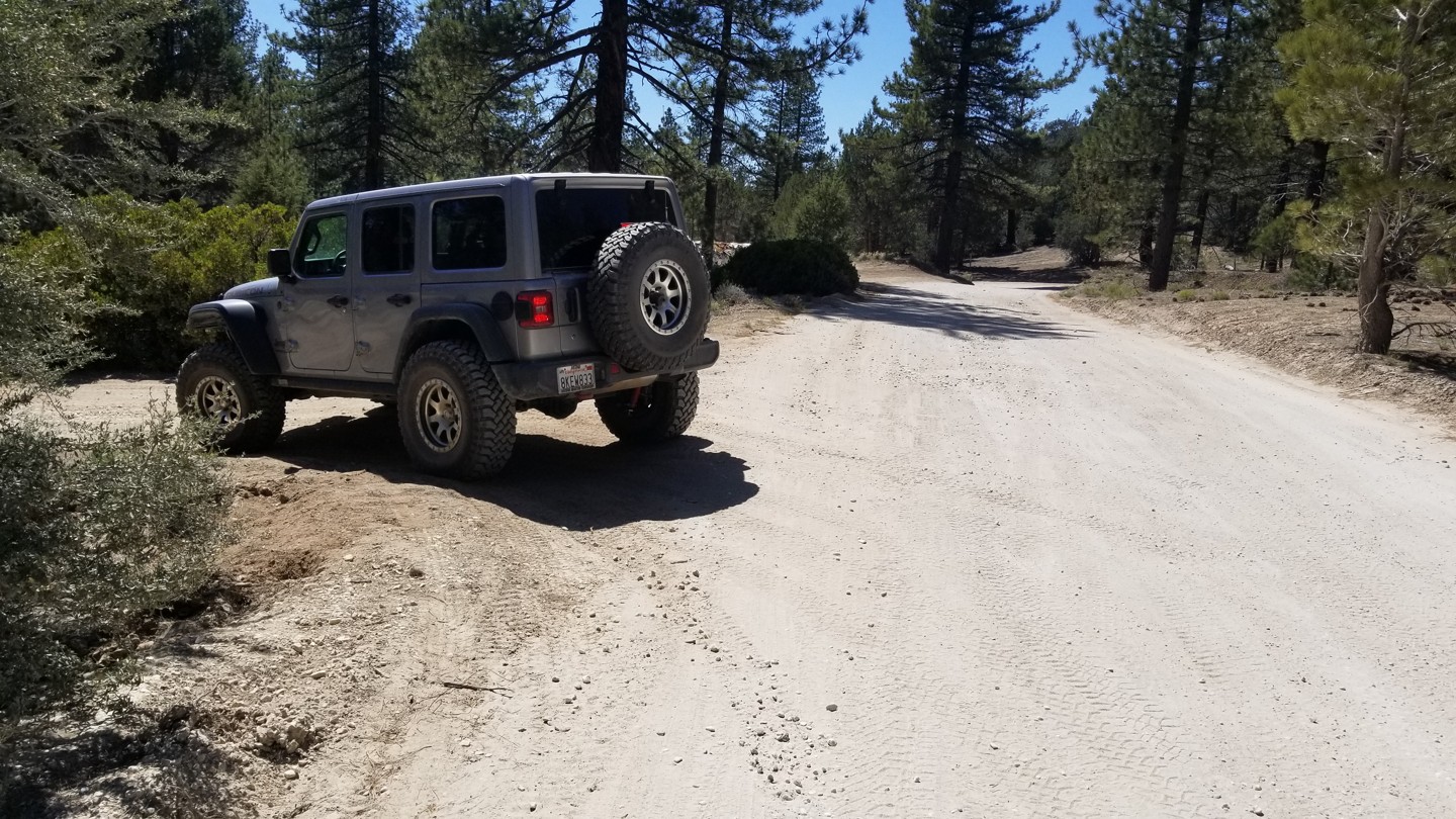 3N16 - Holcomb Valley - Waypoint 19: Holcomb Valley Dispersed Camping Area - Continue Straight