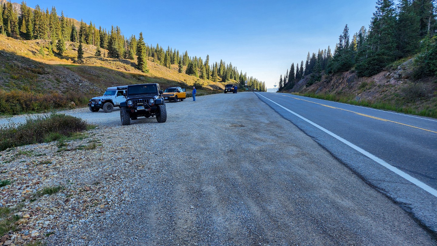 Black Bear Pass - Waypoint 1: Trailhead