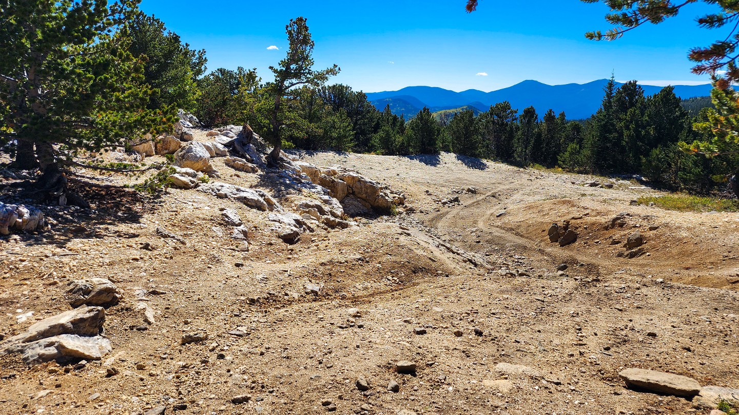 Yankee Hill Road - Waypoint 10: Quarry Intersection