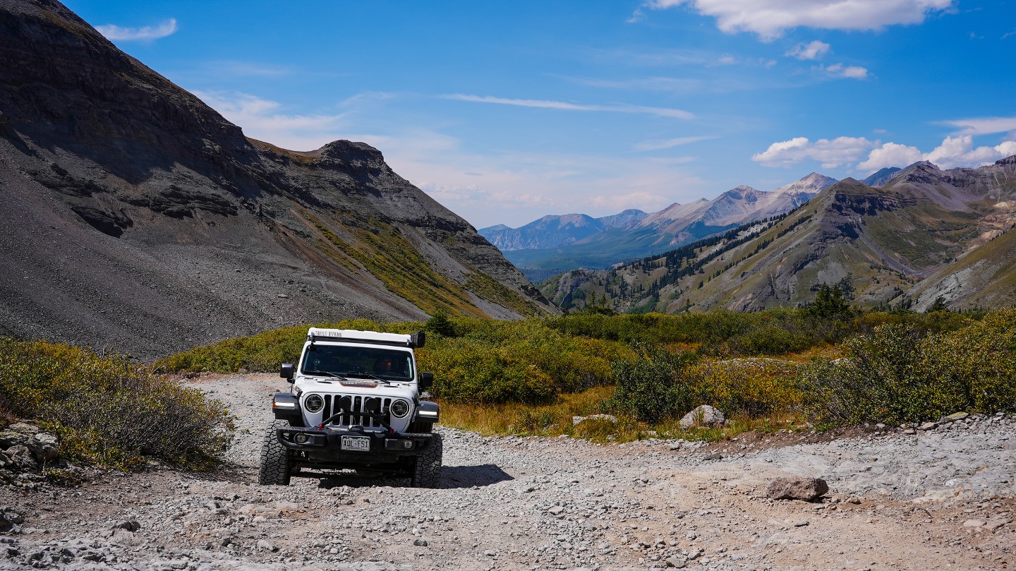 Imogene Pass - Waypoint 8: Confusing Intersection - Stay Right