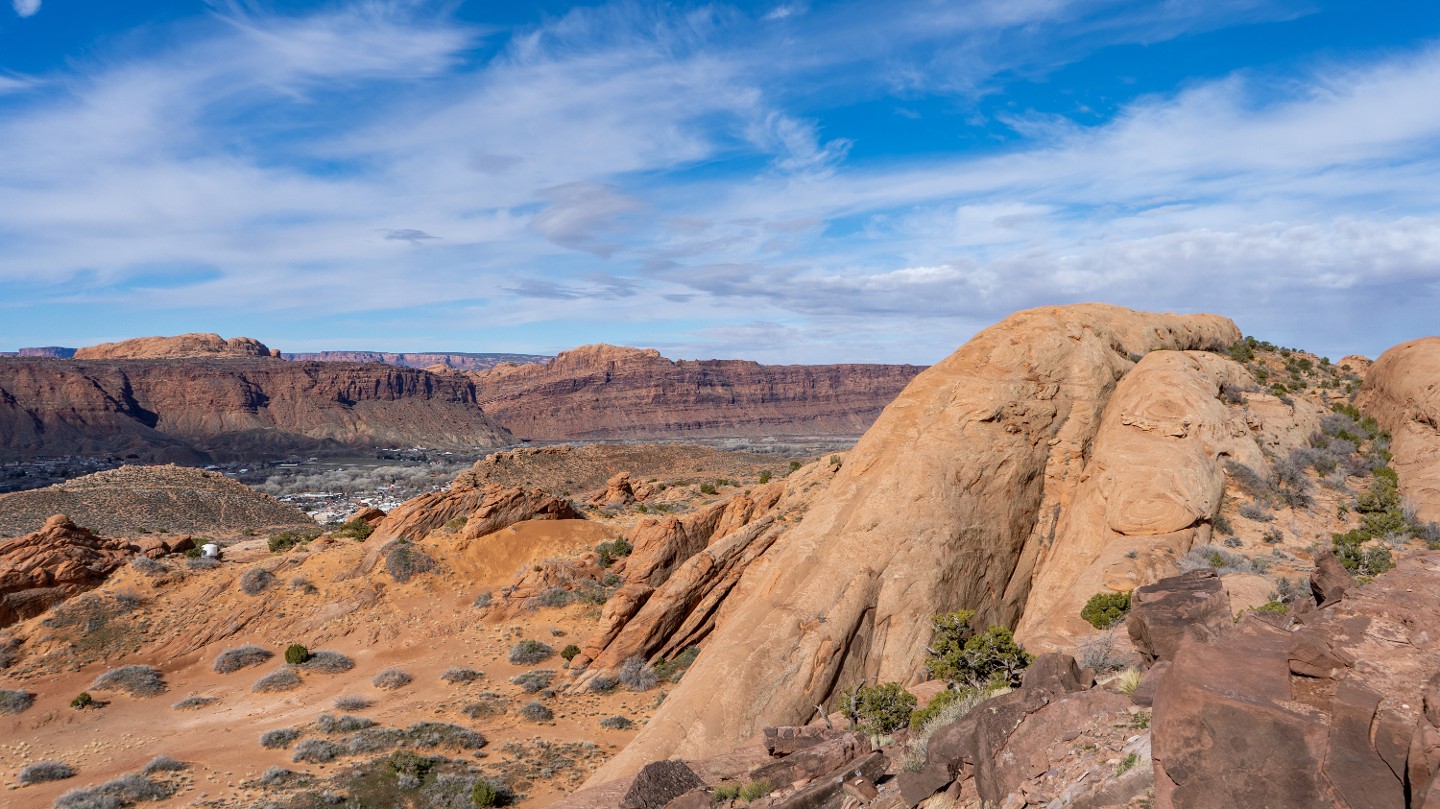 Hell's Revenge - Waypoint 6: Lions Back Viewpoint and Stolen Dinosaur Tracks