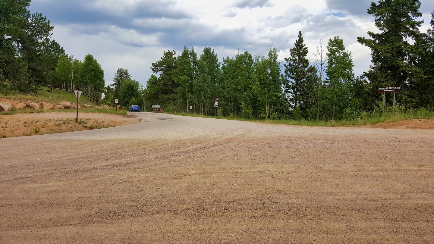 Rampart Range Road - Waypoint 7: Lake Circle Drive (Rampart Reservior)