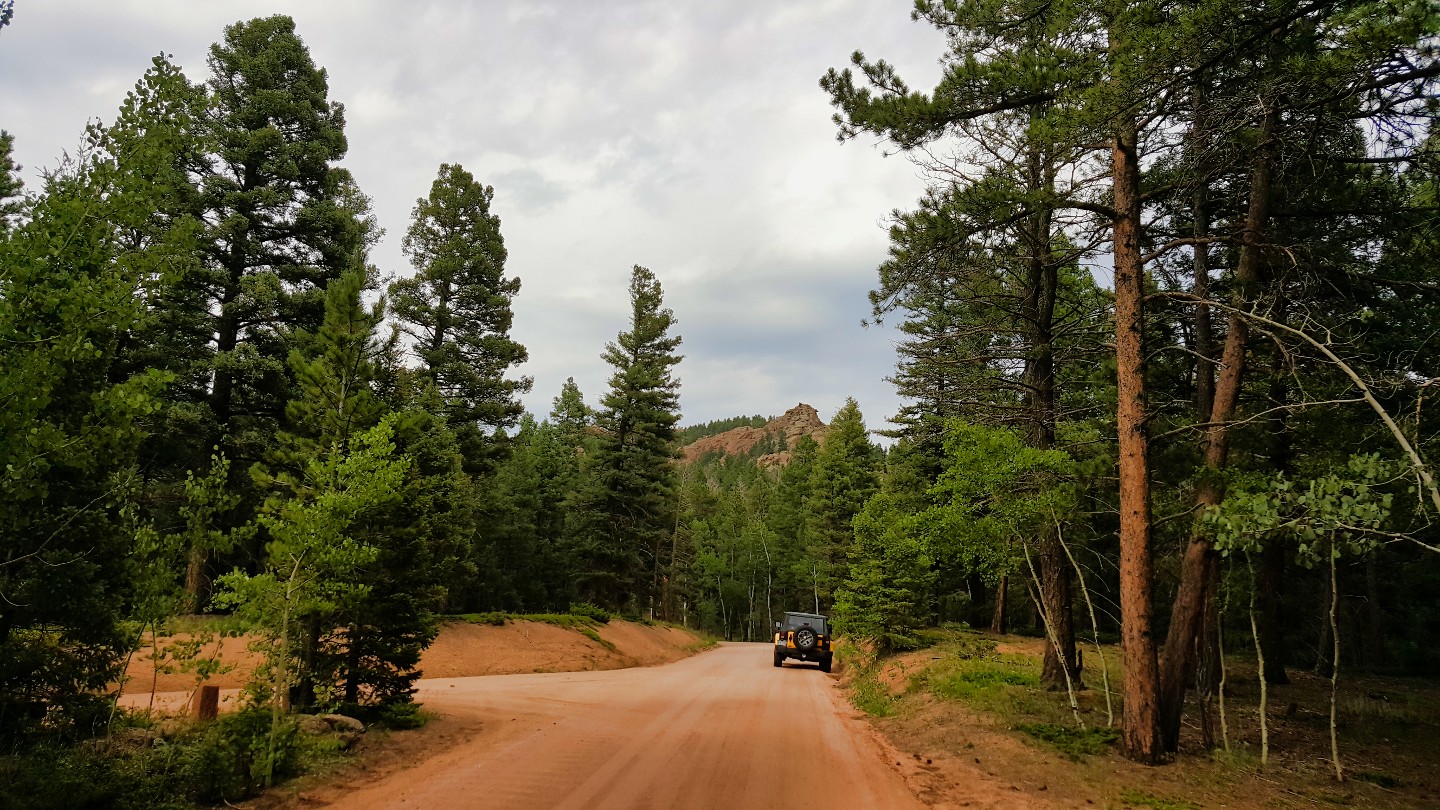 Rampart Range Road - Waypoint 23: Topaz Point Picnic Area