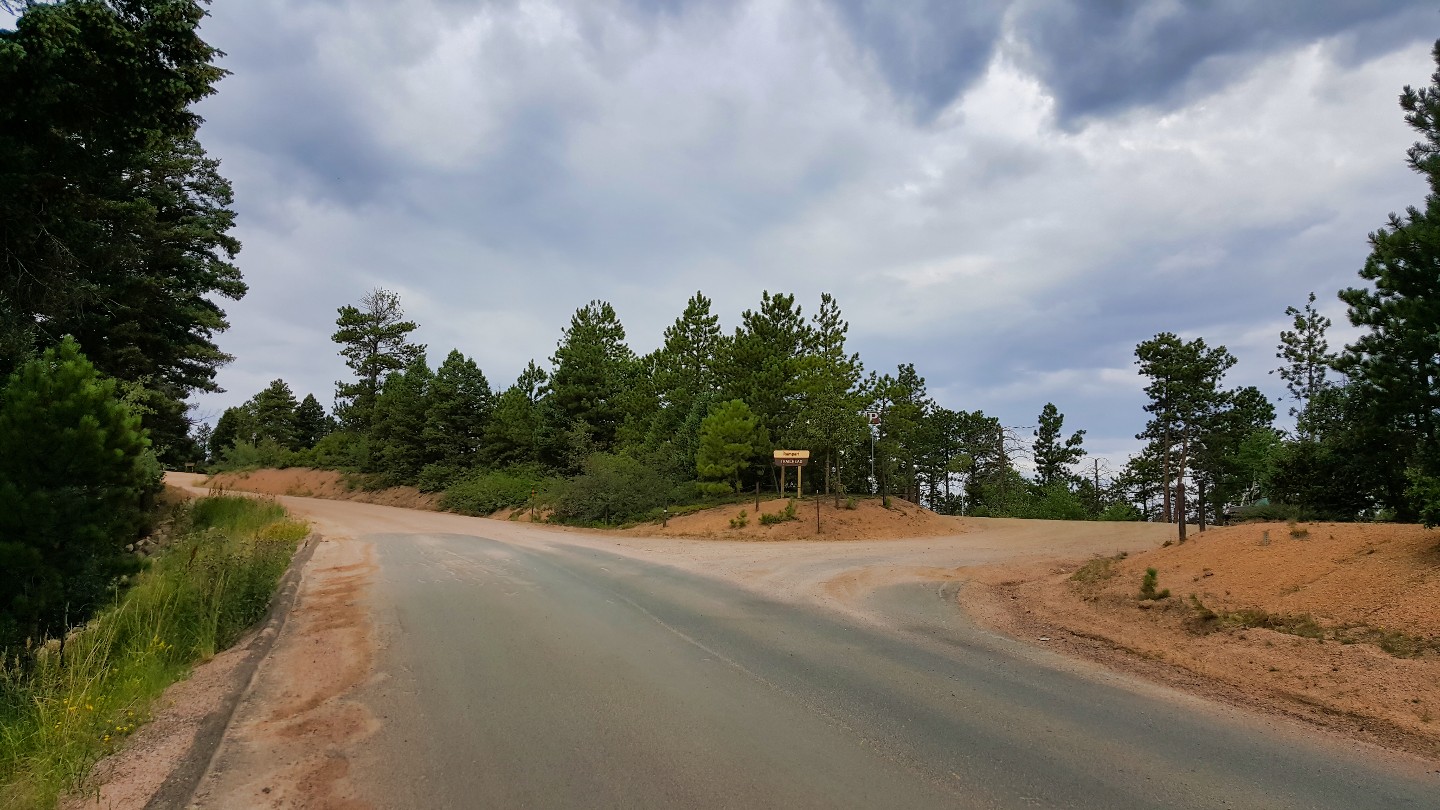 Rampart Range Road - Waypoint 27: Trail Ends - County Road 67