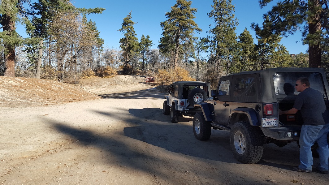 3N16 - Holcomb Valley - Waypoint 1: Trailhead