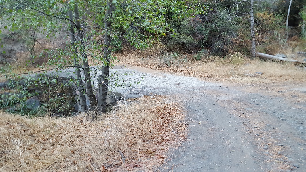 Maple Spring Road - Silverado Canyon - 5S04 - Waypoint 2: Trail Turns To Dirt