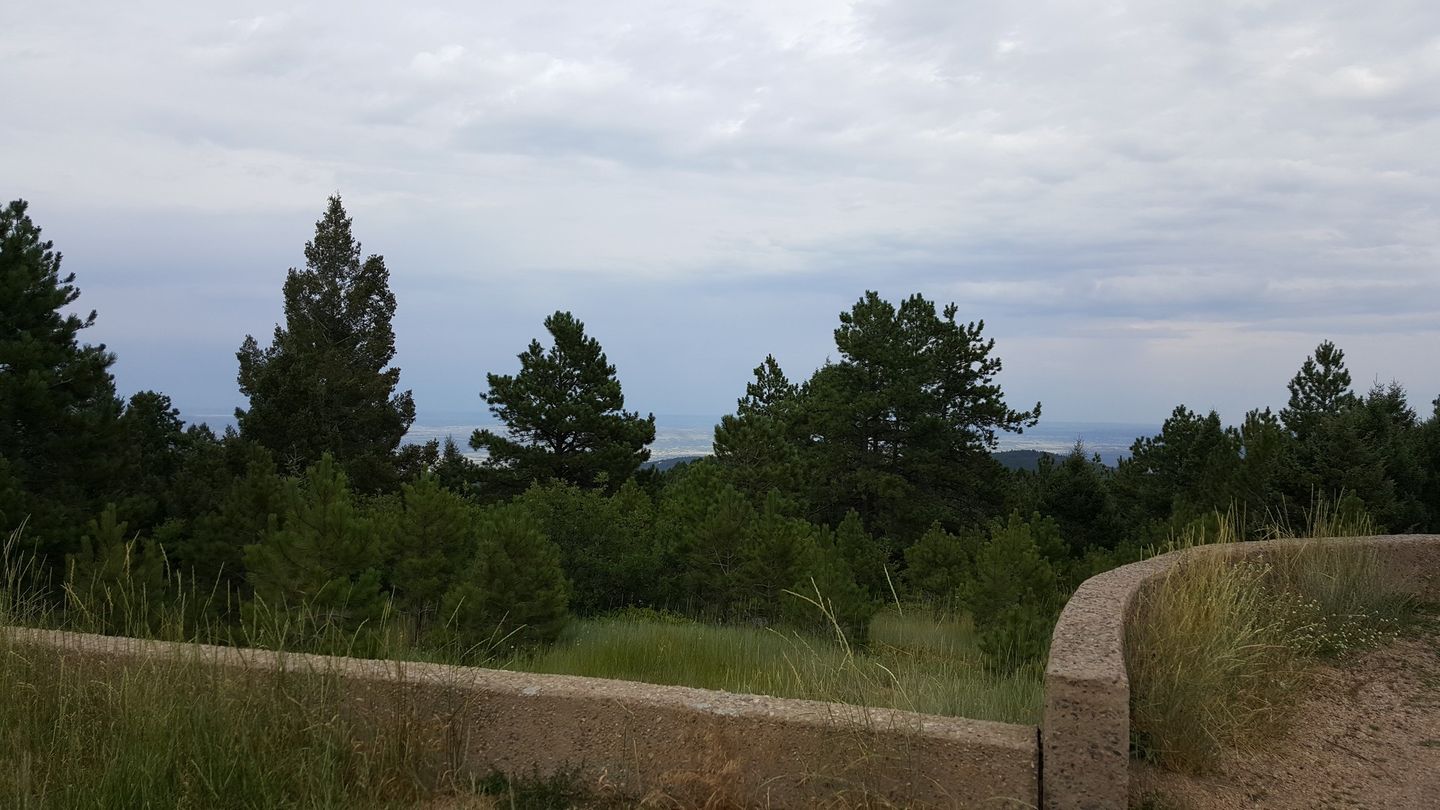 Rampart Range Road - Waypoint 25: Flat Rocks Overlook