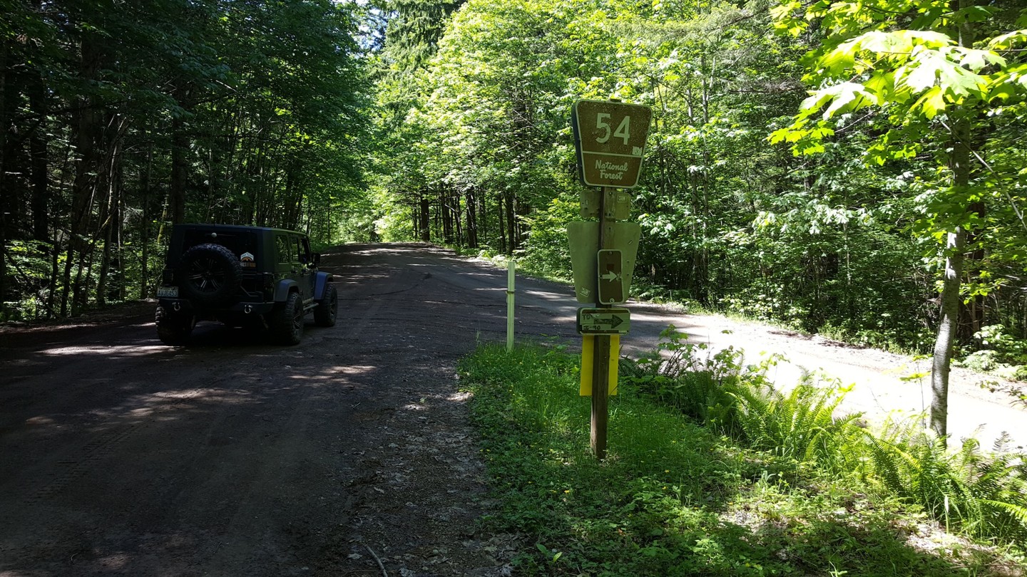 NF-7030 to Stampede Pass - Waypoint 15: Intersection with FS-54