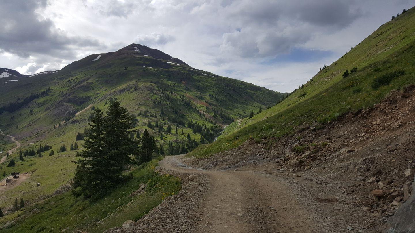 Cinnamon Pass - Waypoint 20: Alpine Loop Connector & Animas Forks Split