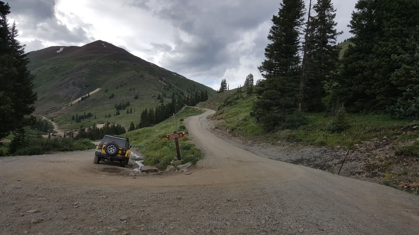 Cinnamon Pass - Waypoint 21: Intersection with Unnamed Road