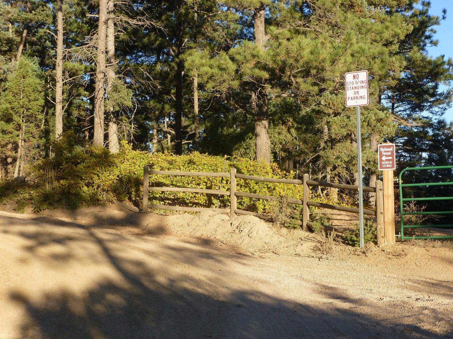 Dakan Road - Waypoint 1: Begin Private Property and National Forest Access